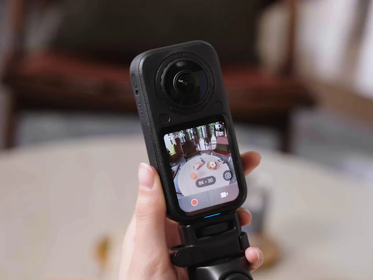 Insta360 X6 - 一机三用：全景相机、稳定器与3D扫描仪 产品图片 14
