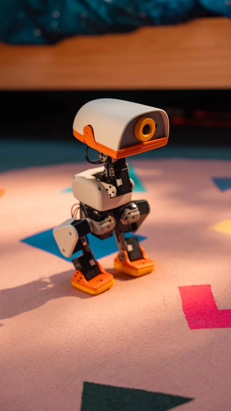 Microduck - 一款可由你亲自训练的微缩开源双足机器人 产品图片 5