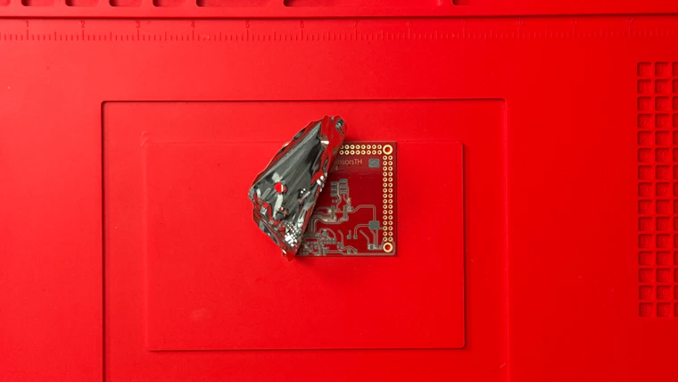 PewCB - “氛围路由”时代降临，桌面级PCB工厂现已上线。 产品图片 10
