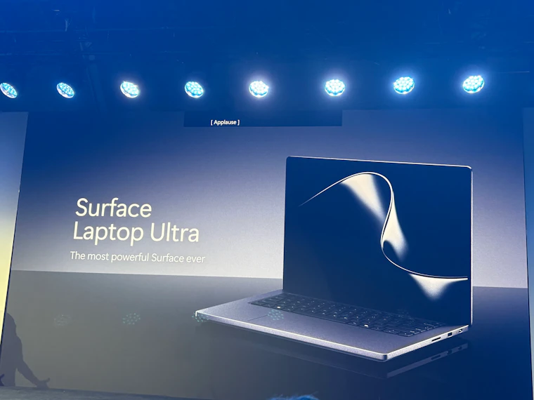 Microsoft Surface Laptop Ultra - 在微软全新 Surface 上本地运行 1200 亿参数 AI 模型 产品图片 1